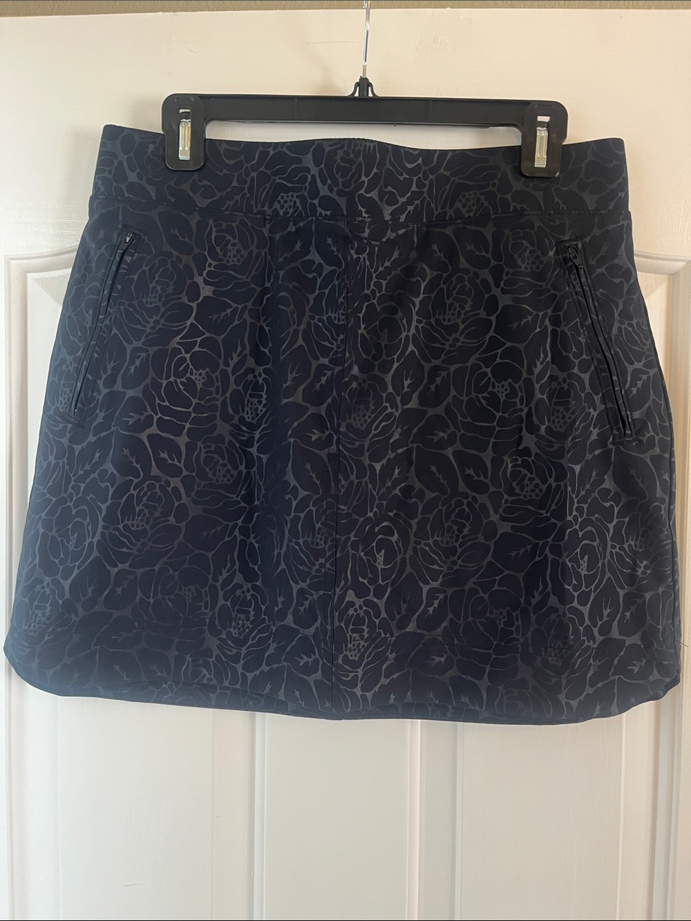 Orvis Black Floral Jacquard Mini Skirt